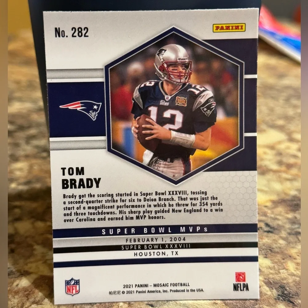 Tom Brady - Picture 2 of 2